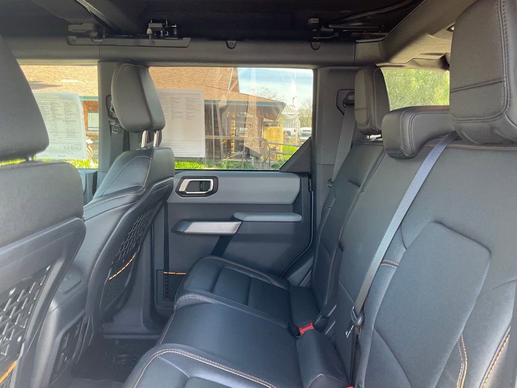 Certified 2023 Ford Bronco Badlands image 32