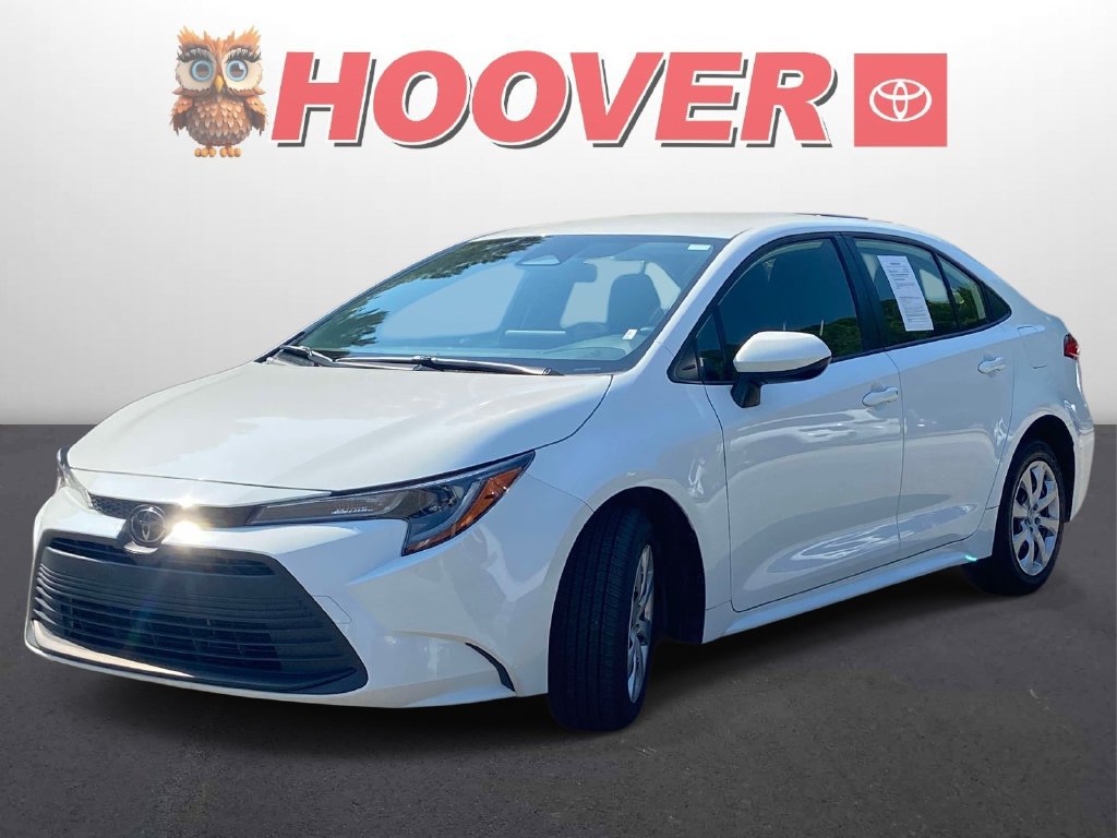 Used 2023 Toyota Corolla LE FWD image 3