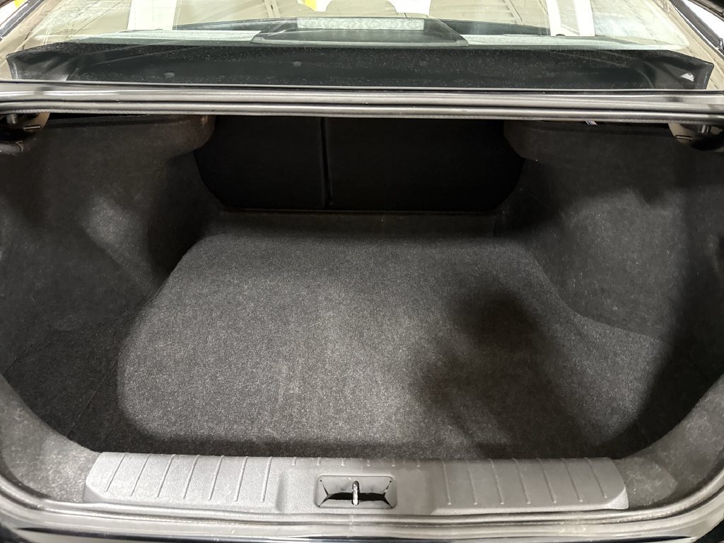 Used 2025 Nissan Sentra SR FWD image 23
