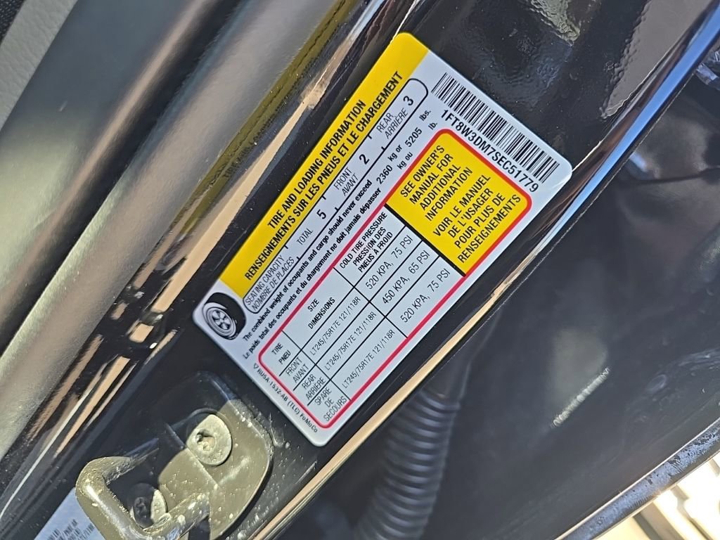 Used 2025 Ford F350 Platinum w/ Platinum Plus Package AWD/4WD image 12