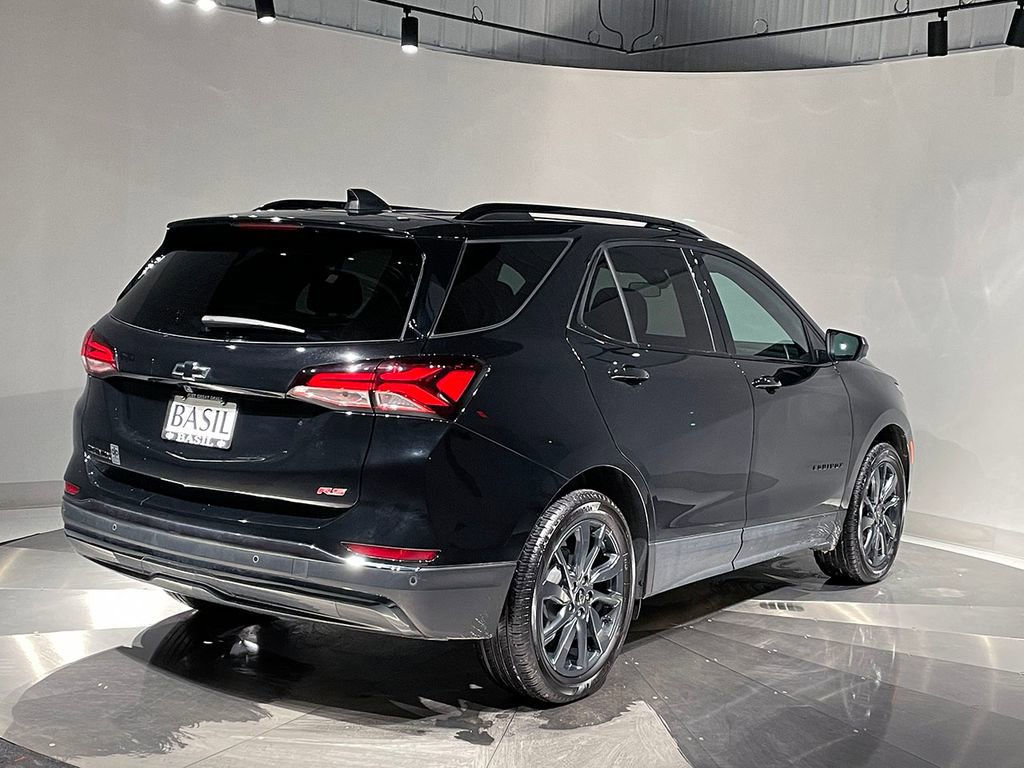 Used 2023 Chevrolet Equinox RS image 11