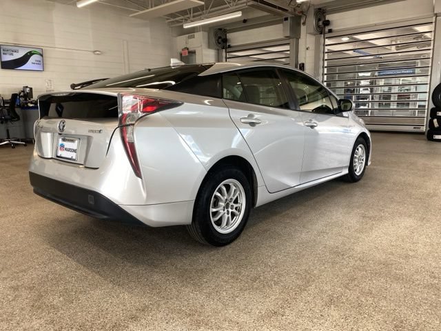 Used 2016 Toyota Prius Two FWD image 5