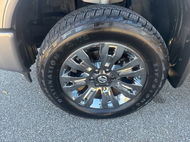 Used 2019 Nissan Titan Platinum Reserve image 20