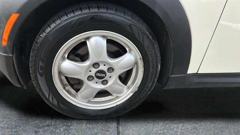 Used 2010 MINI Cooper Hardtop FWD image 33
