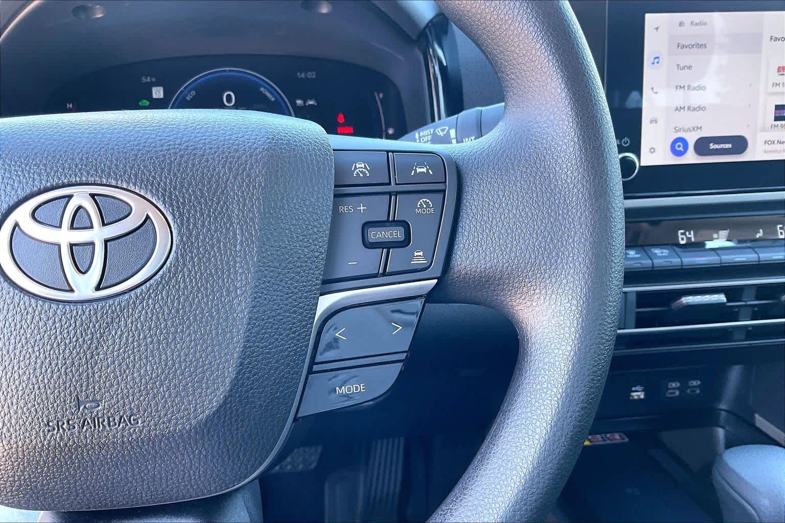 Used 2025 Toyota Camry LE image 20