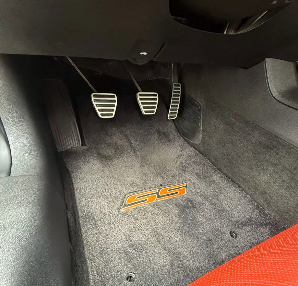 Used 2014 Chevrolet Camaro SS w/ RS Package RWD image 19