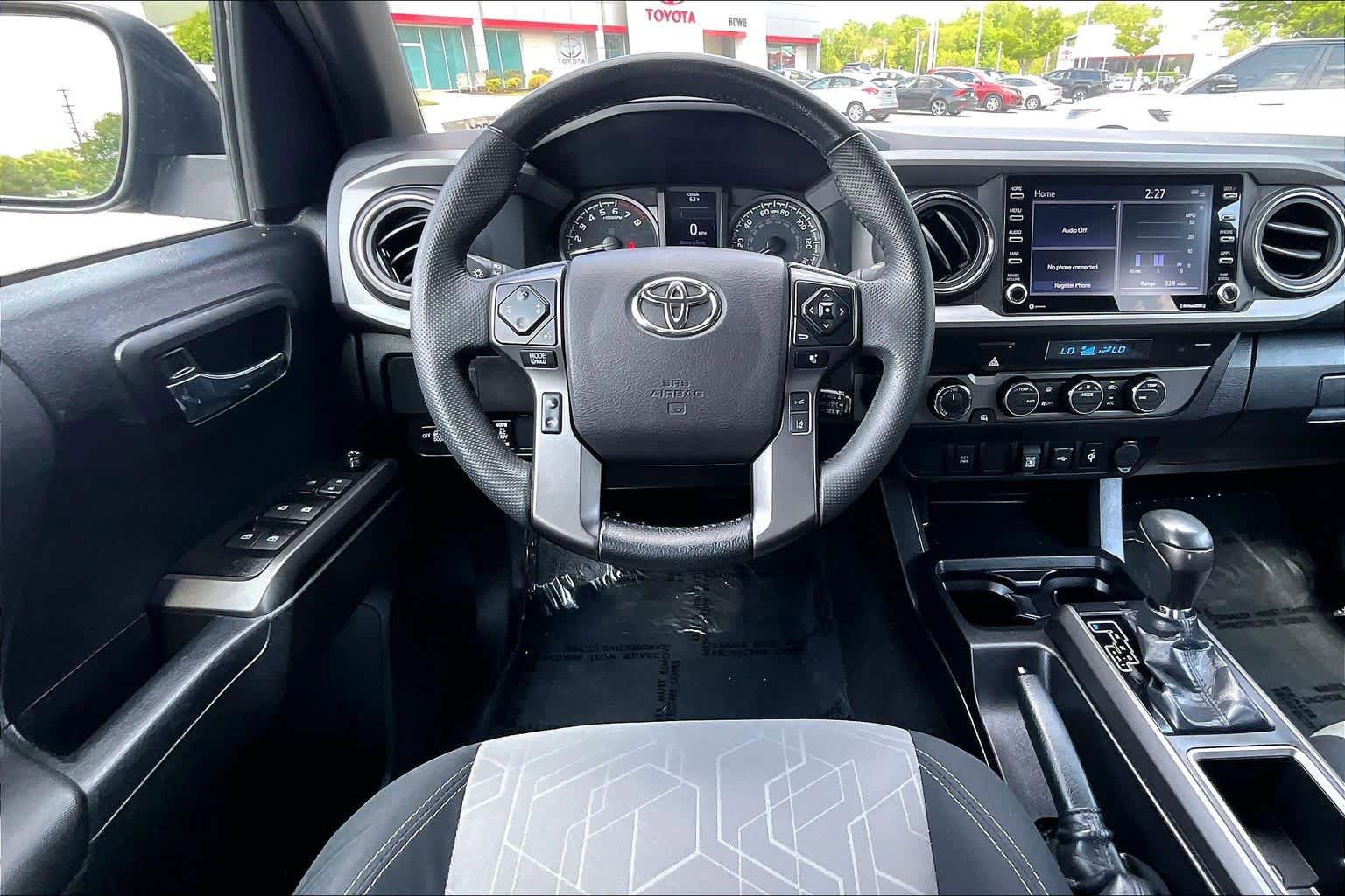 Used 2023 Toyota Tacoma TRD Off-Road AWD/4WD image 5