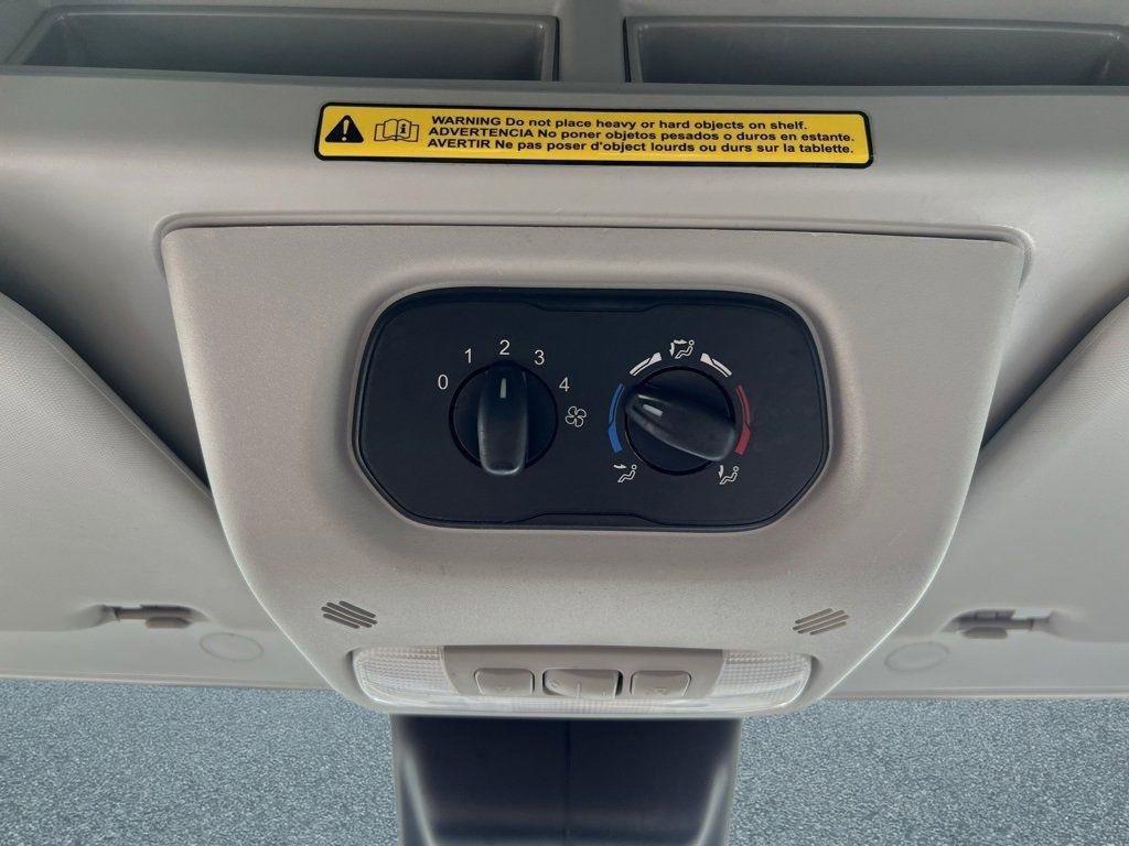 Used 2019 Ford Transit 350 XLT image 24