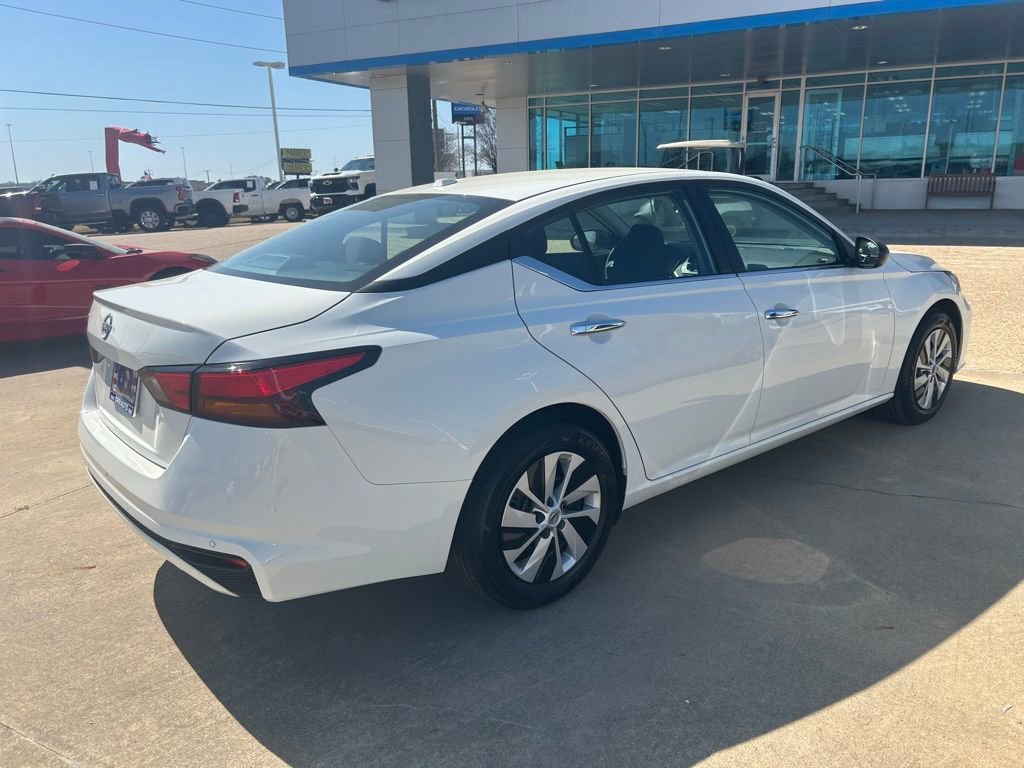 Used 2025 Nissan Altima 2.5 S image 5