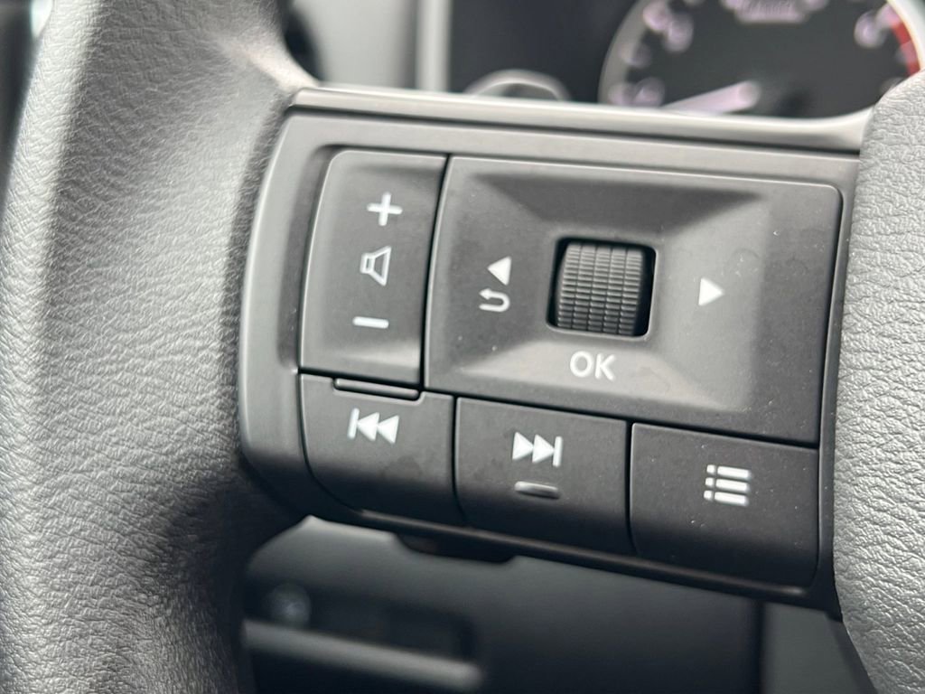 Certified 2026 Nissan Rogue S FWD image 10
