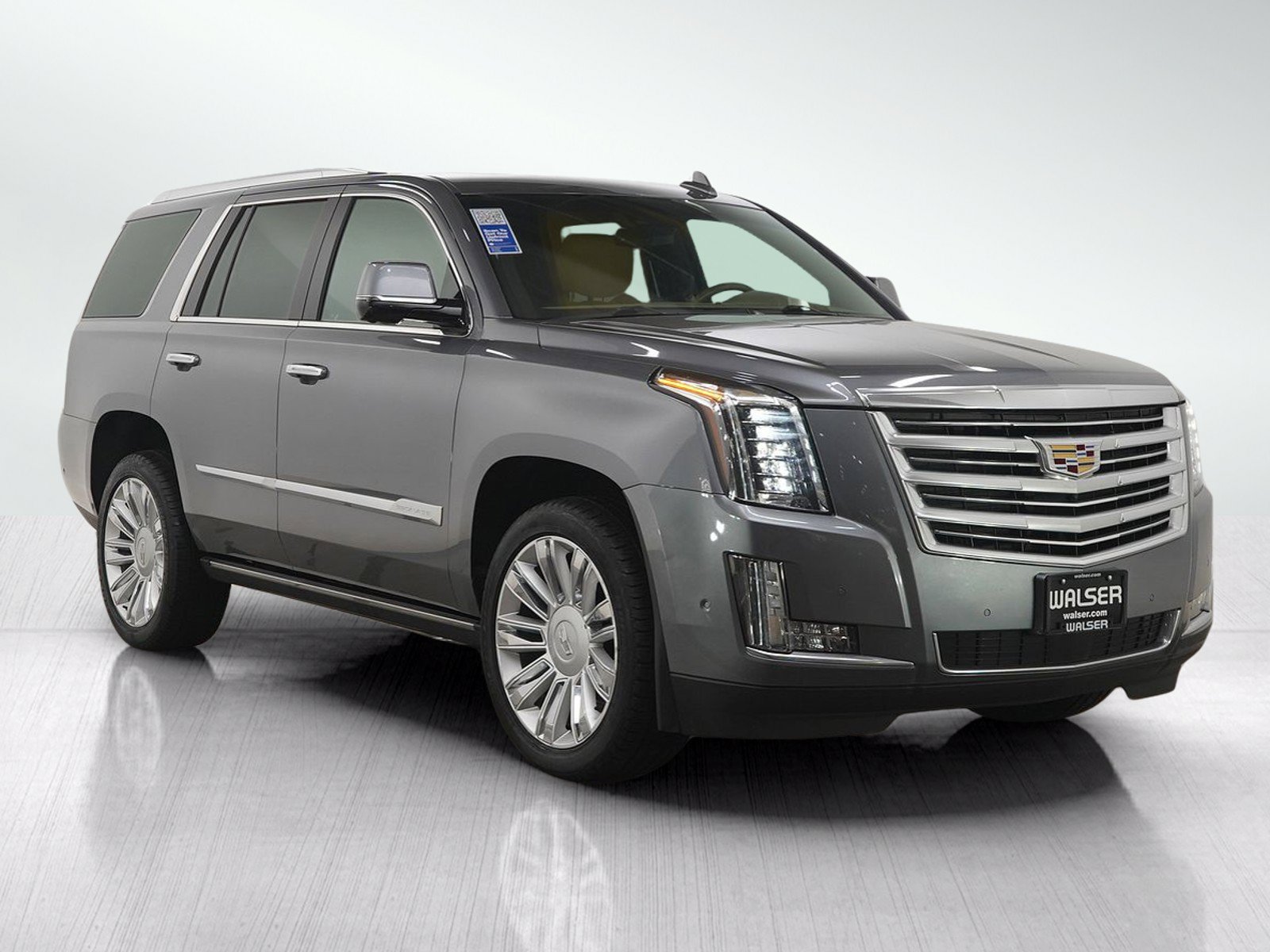 Used 2019 Cadillac Escalade Platinum AWD/4WD image 7