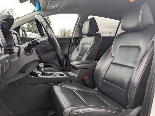 Used 2017 Kia Sportage EX image 25