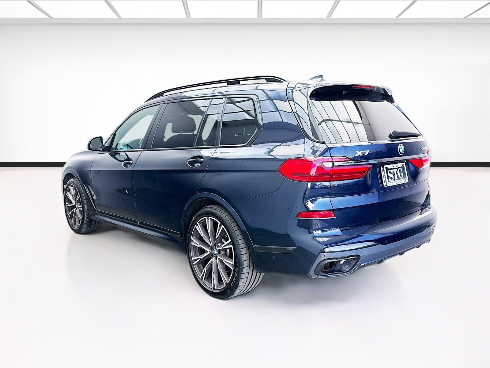 Used 2020 BMW X7 xDrive40i w/ M Sport Package AWD/4WD image 6