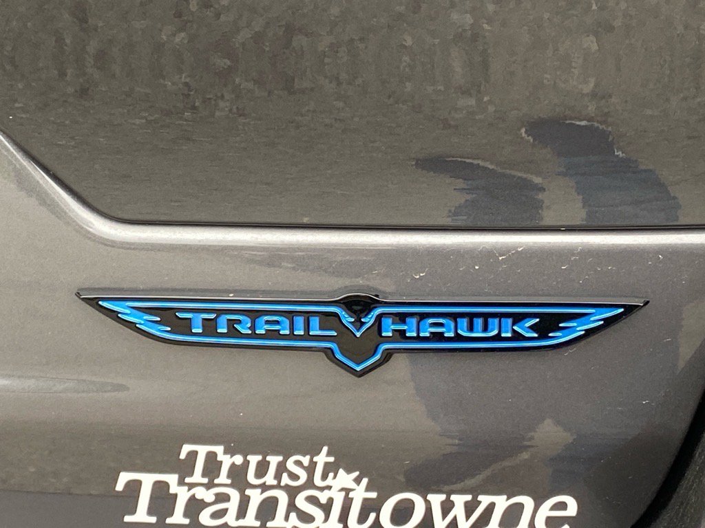 Used 2022 Jeep Grand Cherokee Trailhawk image 28