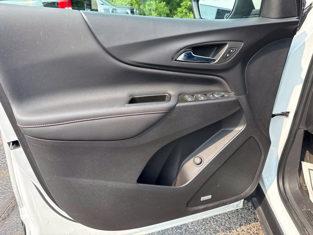 Used 2024 Chevrolet Equinox RS w/ RS Leather Package AWD/4WD image 20