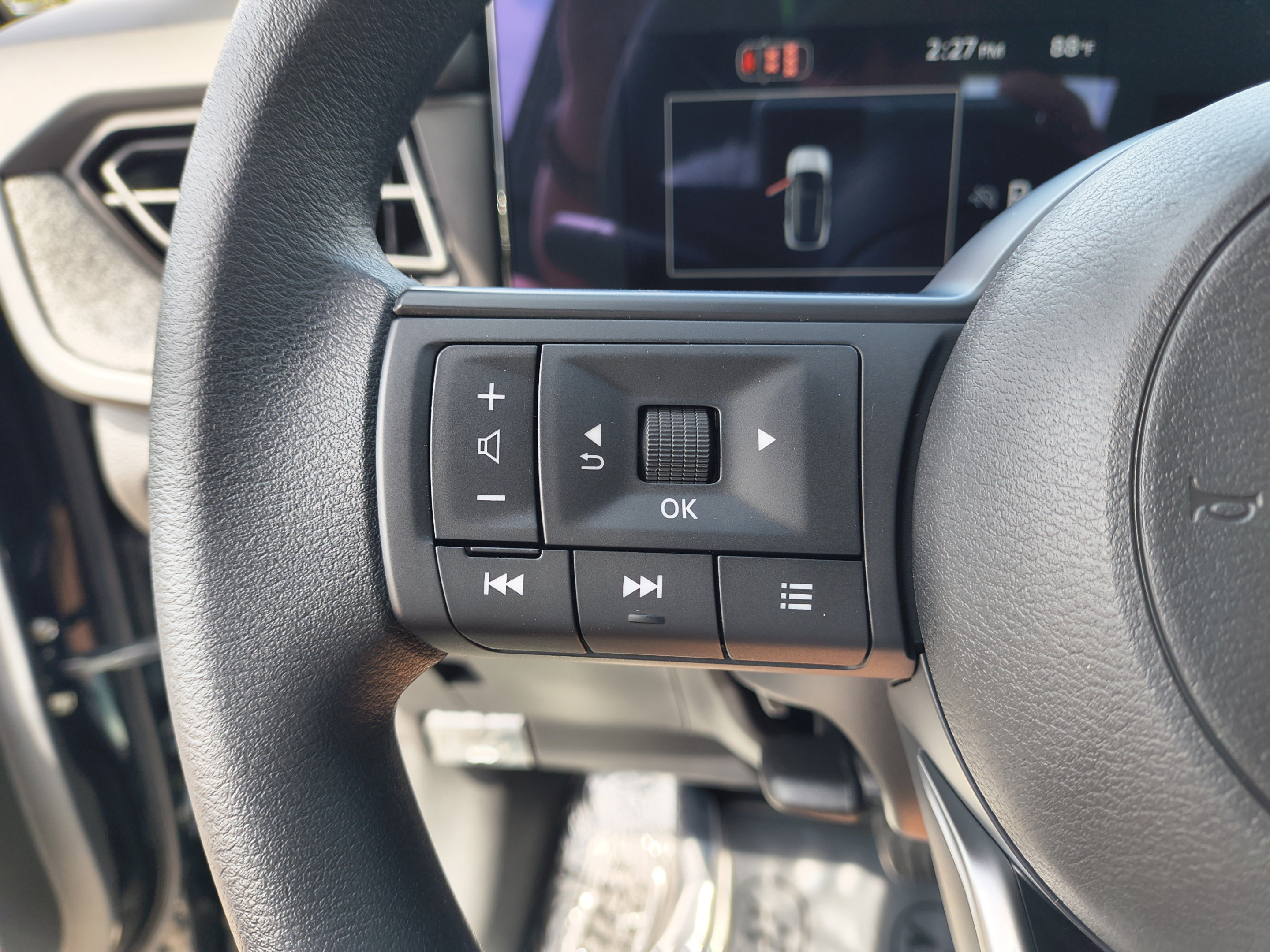 New 2027 Nissan Kicks S FWD image 30