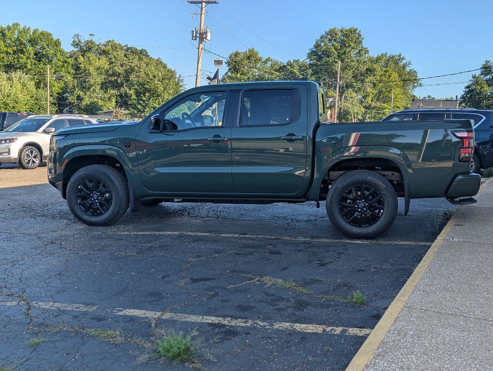 New 2026 Nissan Frontier SV w/ All-Weather Content Package AWD/4WD image 5