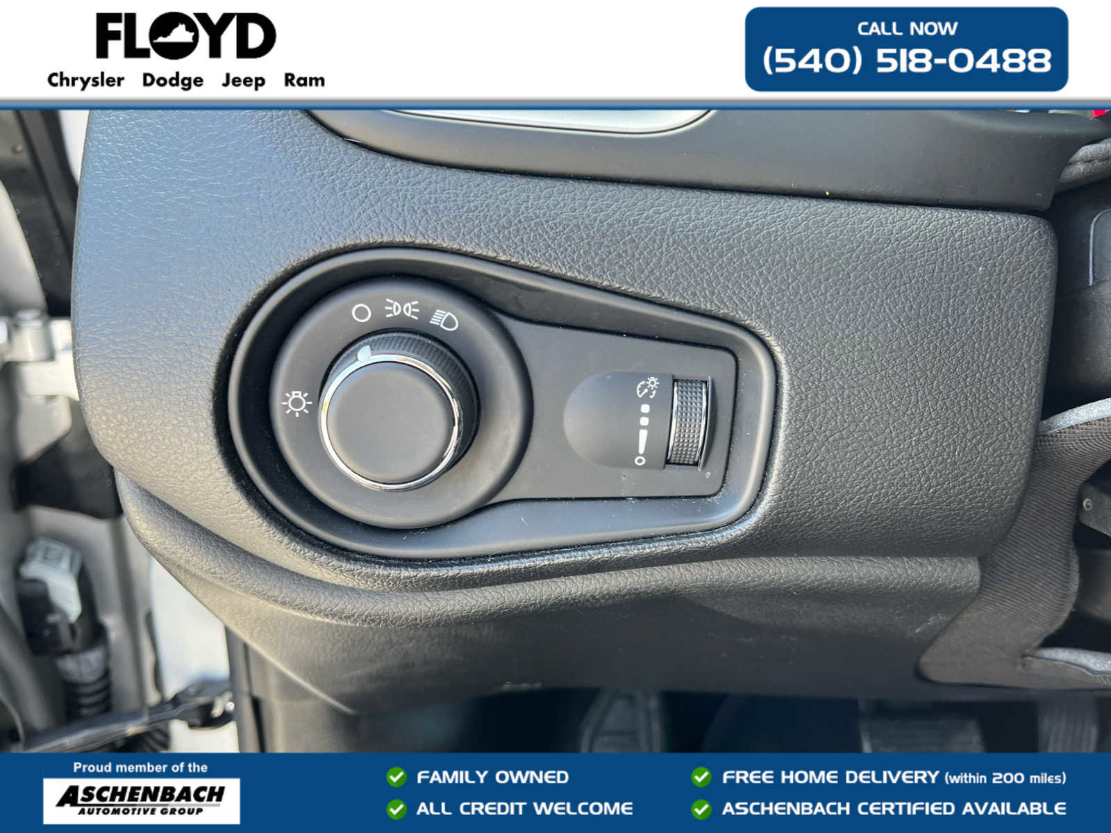 Used 2021 Jeep Renegade Sport image 12