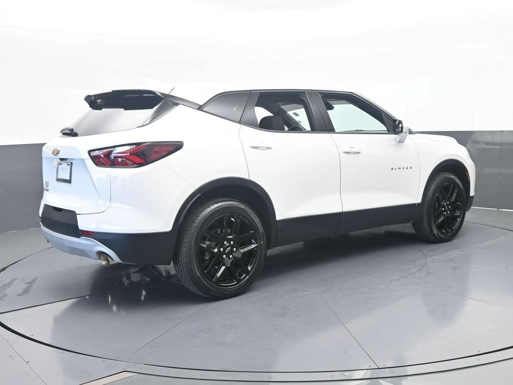 Used 2022 Chevrolet Blazer LT FWD image 6