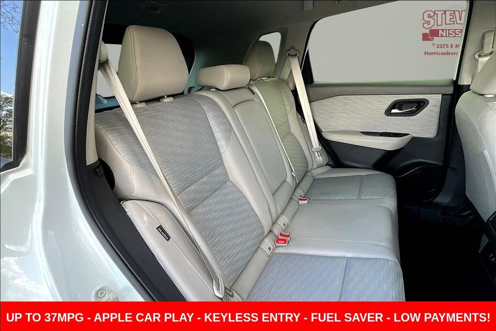 Used 2023 Nissan Rogue SV image 24