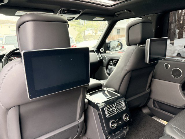 Used 2019 Land Rover Range Rover Long Wheelbase Supercharged image 14