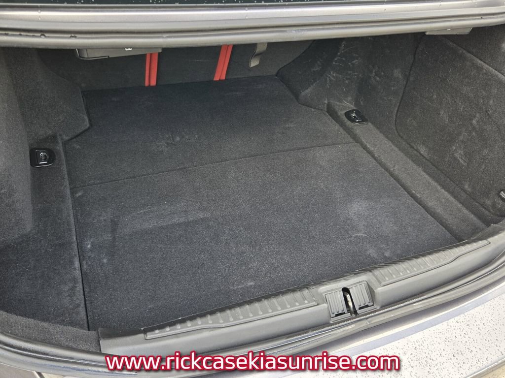 Used 2022 Alfa Romeo Giulia Veloce image 13