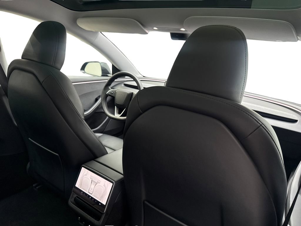 Used 2024 Tesla Model 3 Long Range RWD image 40