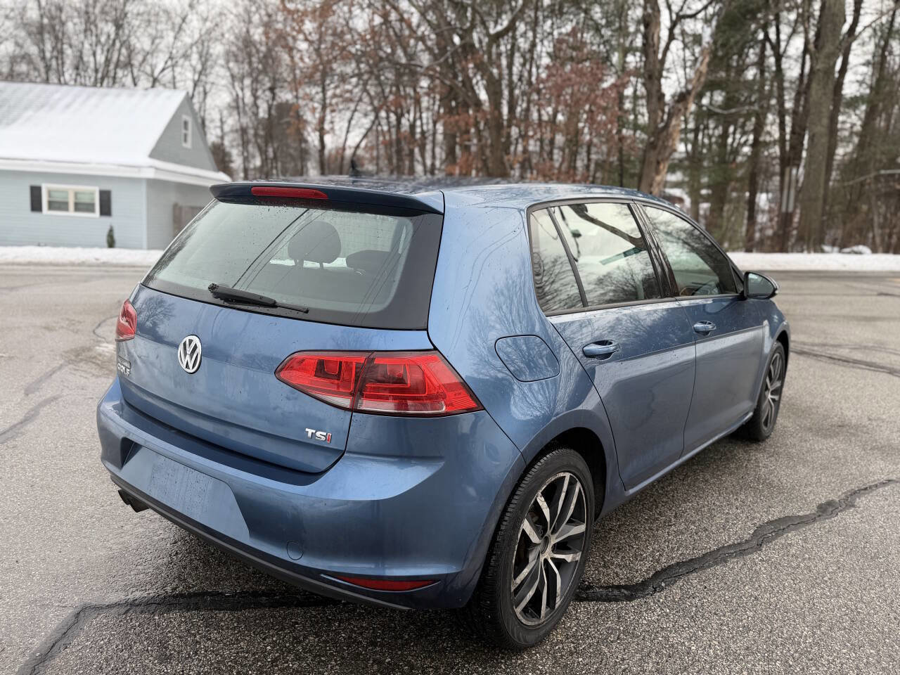 Used 2016 Volkswagen Golf SE image 9