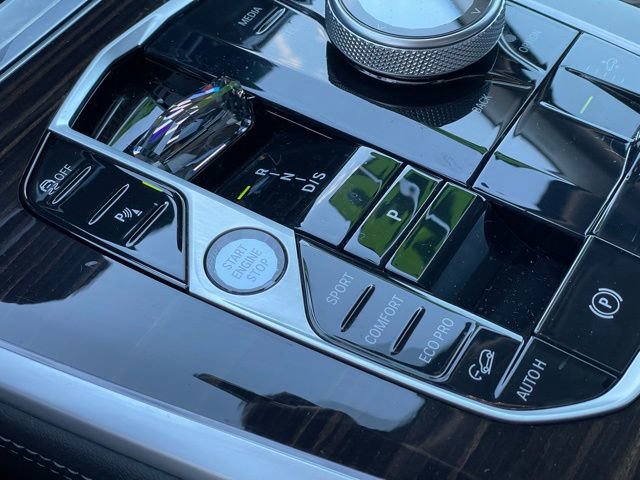 Used 2023 BMW X7 xDrive40i w/ Executive Package image 26