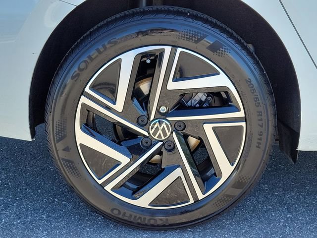 Certified 2023 Volkswagen Jetta SEL image 5