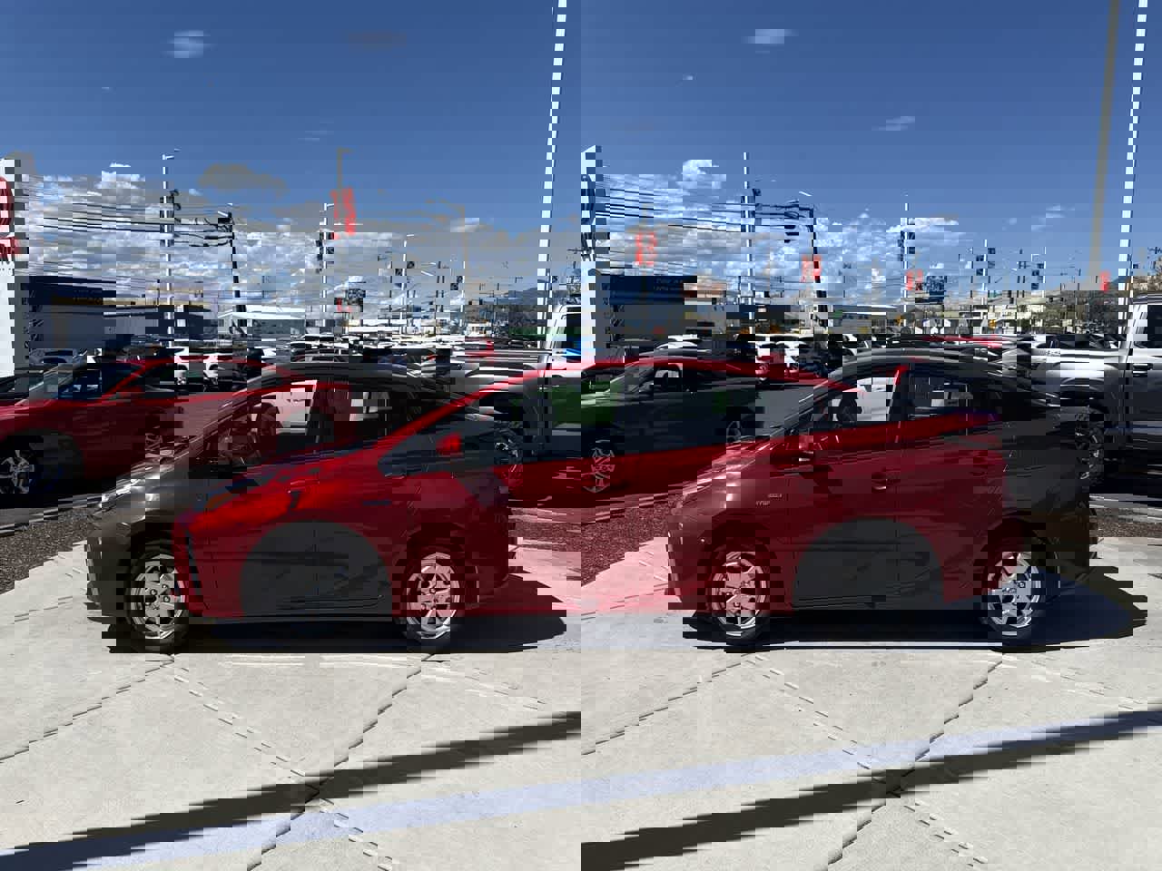 Used 2019 Toyota Prius XLE w/ Advanced Technology Package image 2