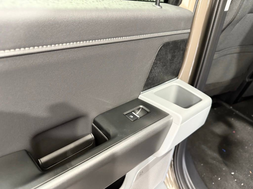 New 2026 Ford F350 XLT w/ XLT Premium Package image 19