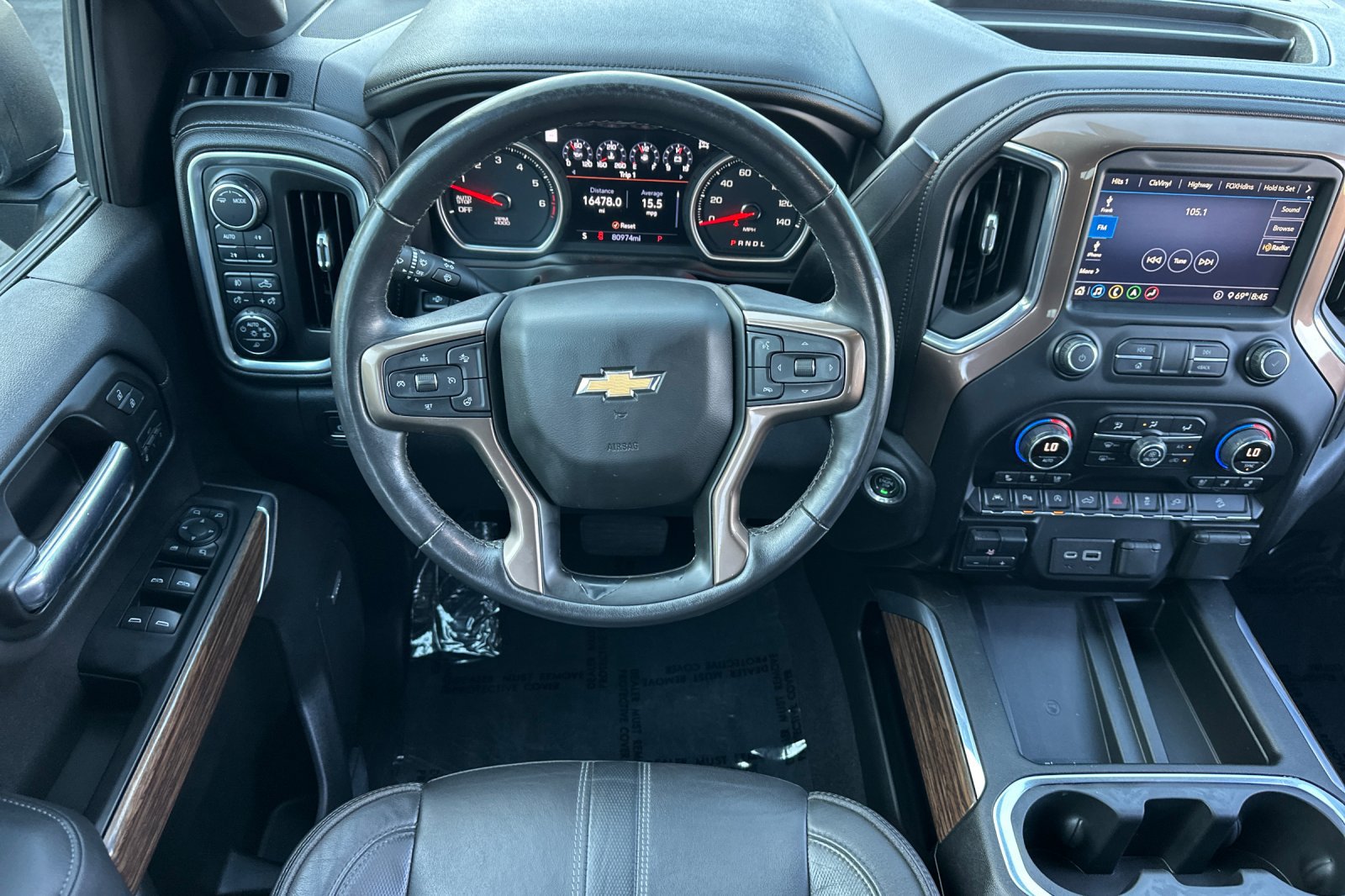 Used 2020 Chevrolet Silverado 1500 High Country w/ Technology Package AWD/4WD image 14