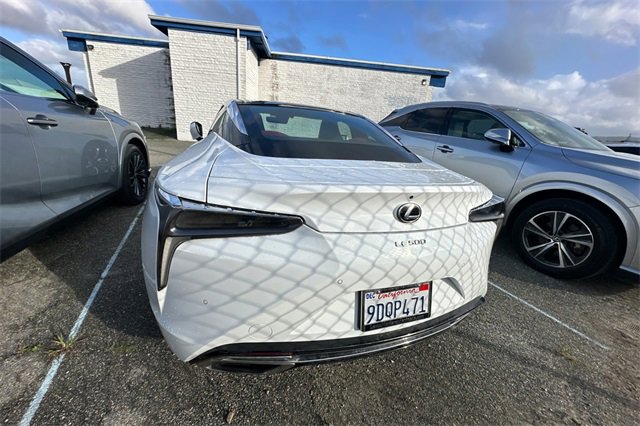 Used 2023 Lexus LC 500 Coupe w/ Performance Package image 4