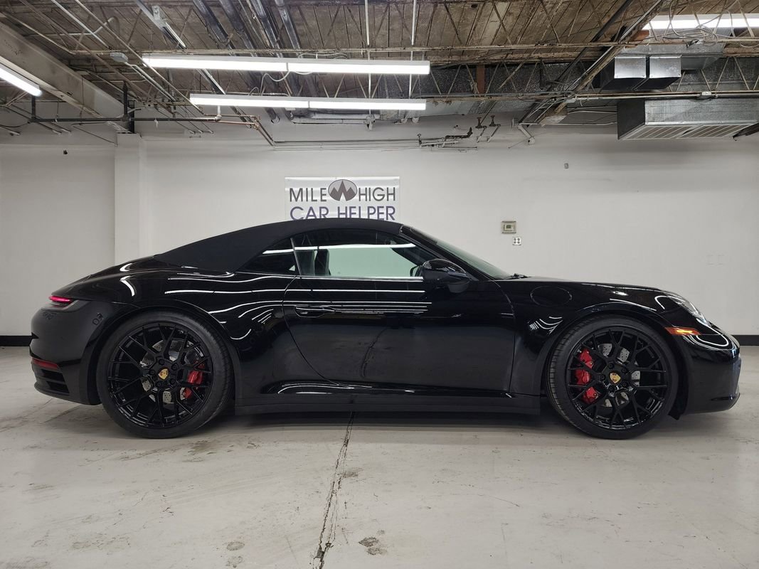 Used 2020 Porsche 911 Carrera 4S AWD/4WD image 15