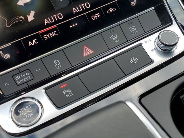 Used 2025 Audi Q7 3.0T Premium Plus image 19