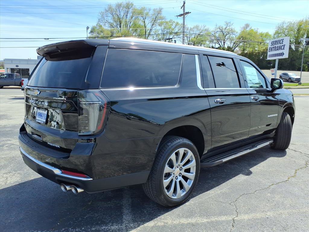 New 2026 Chevrolet Suburban Premier w/ Sun And Tow Package AWD/4WD image 4