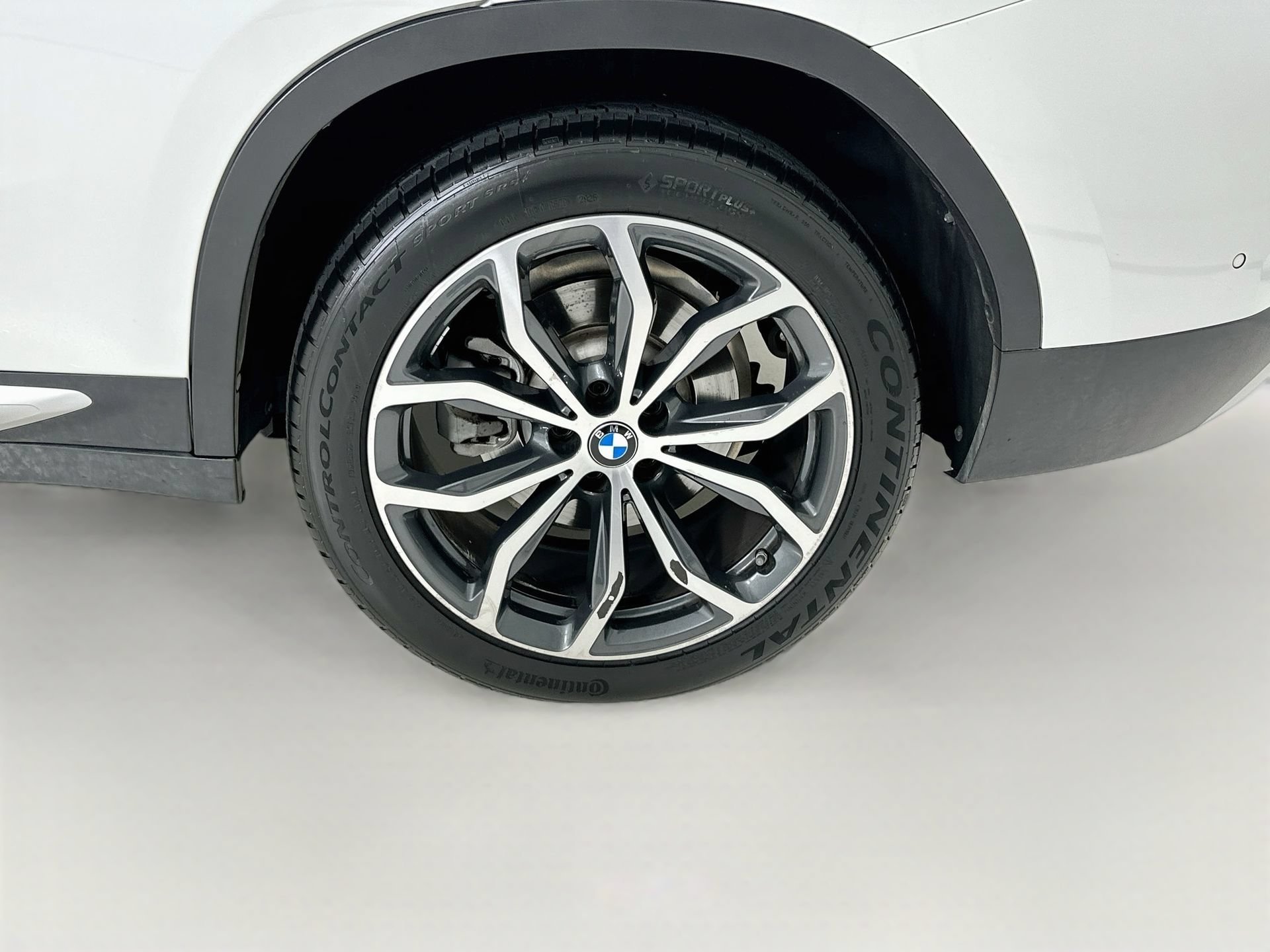 Used 2024 BMW X4 xDrive30i w/ Premium Package AWD/4WD image 33