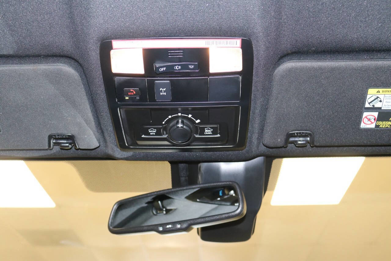 Used 2022 Toyota Tacoma TRD Off-Road image 82