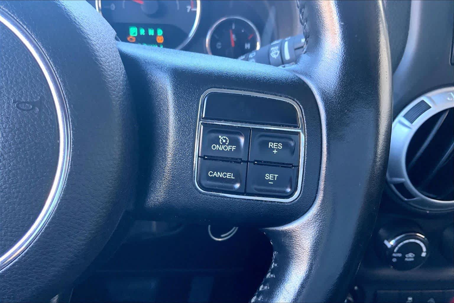 Used 2012 Jeep Wrangler Unlimited Sahara w/ Connectivity Group AWD/4WD image 24