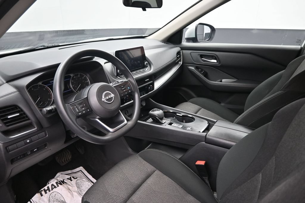 Used 2024 Nissan Rogue SV FWD image 19