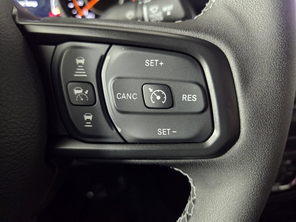 New 2026 Jeep Gladiator Sport AWD/4WD image 13