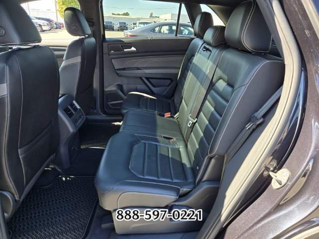 Used 2021 Volkswagen Atlas Cross Sport SEL Premium R-Line AWD/4WD image 13