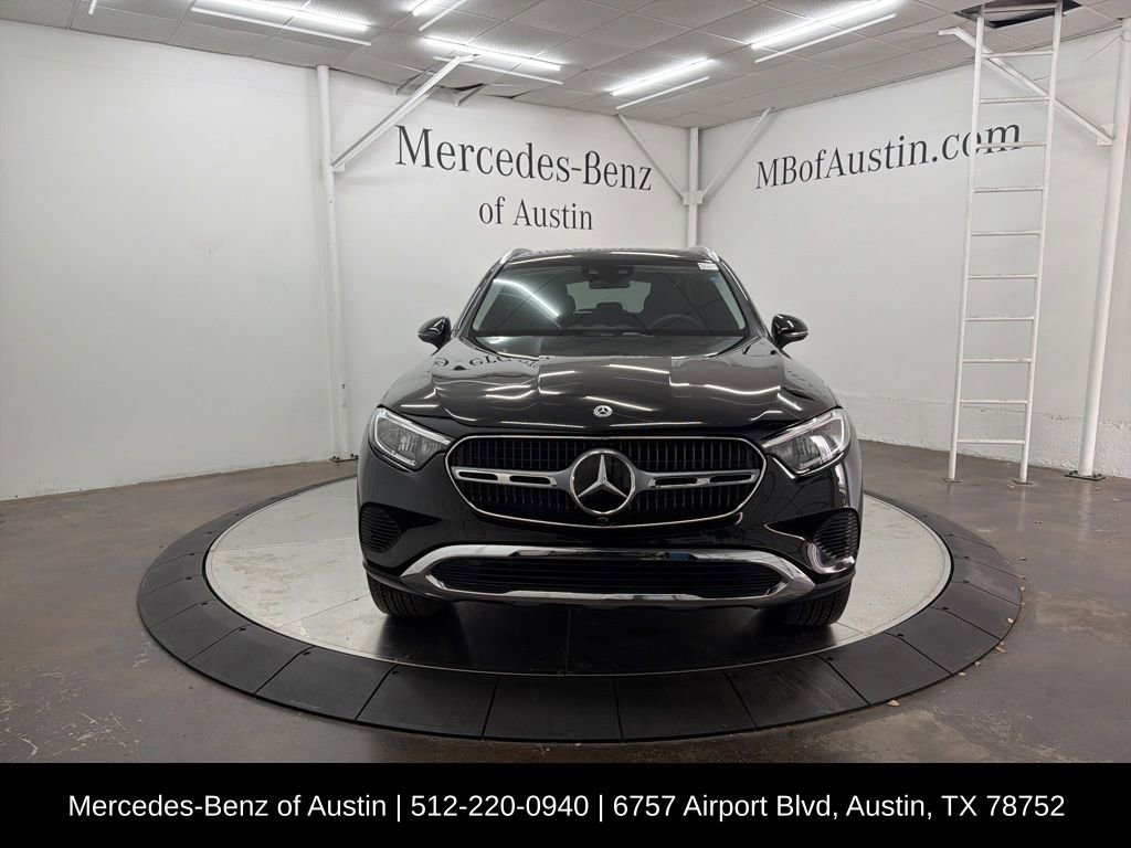 Certified 2025 Mercedes-Benz GLC 350e 4MATIC image 2