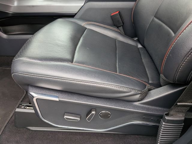 Used 2022 Ford F150 Lariat w/ Equipment Group 502A High image 23