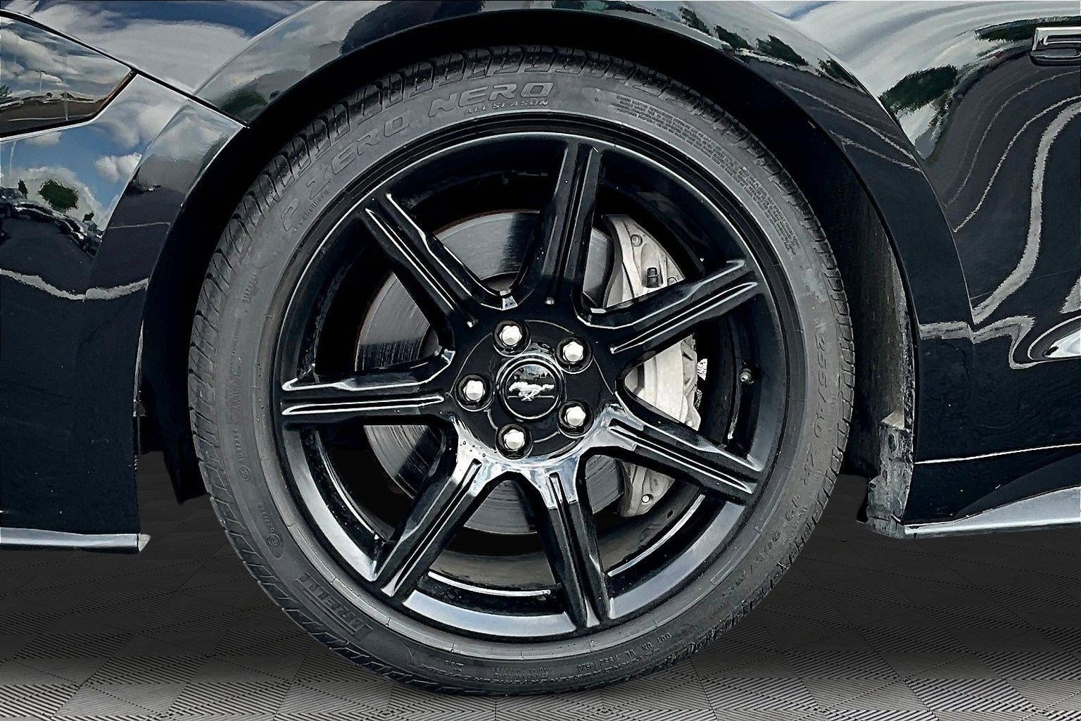 Used 2020 Ford Mustang GT w/ Equipment Group 301A RWD image 31