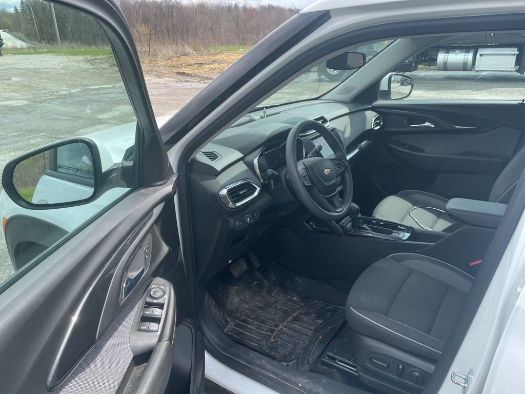 Used 2023 Chevrolet TrailBlazer LT image 12