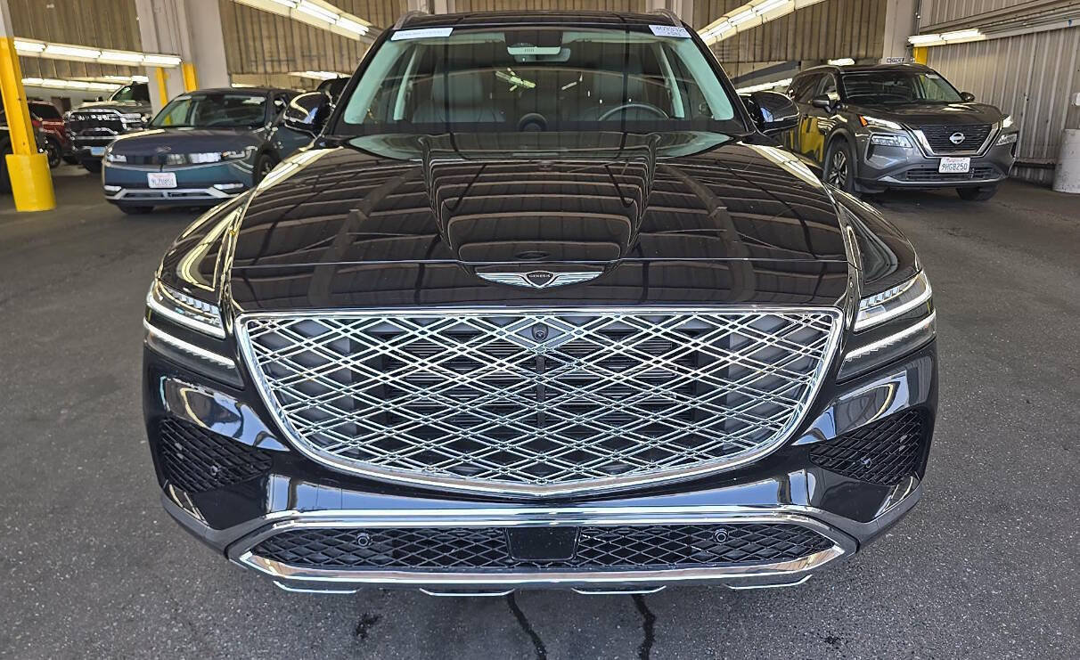 Used 2025 Genesis GV80 2.5T Advanced AWD/4WD image 6