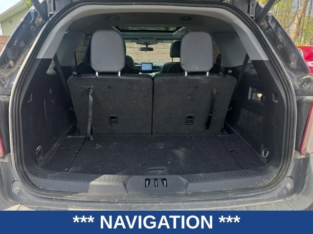 Used 2024 Ford Explorer XLT w/ Equipment Group 202A AWD/4WD image 7