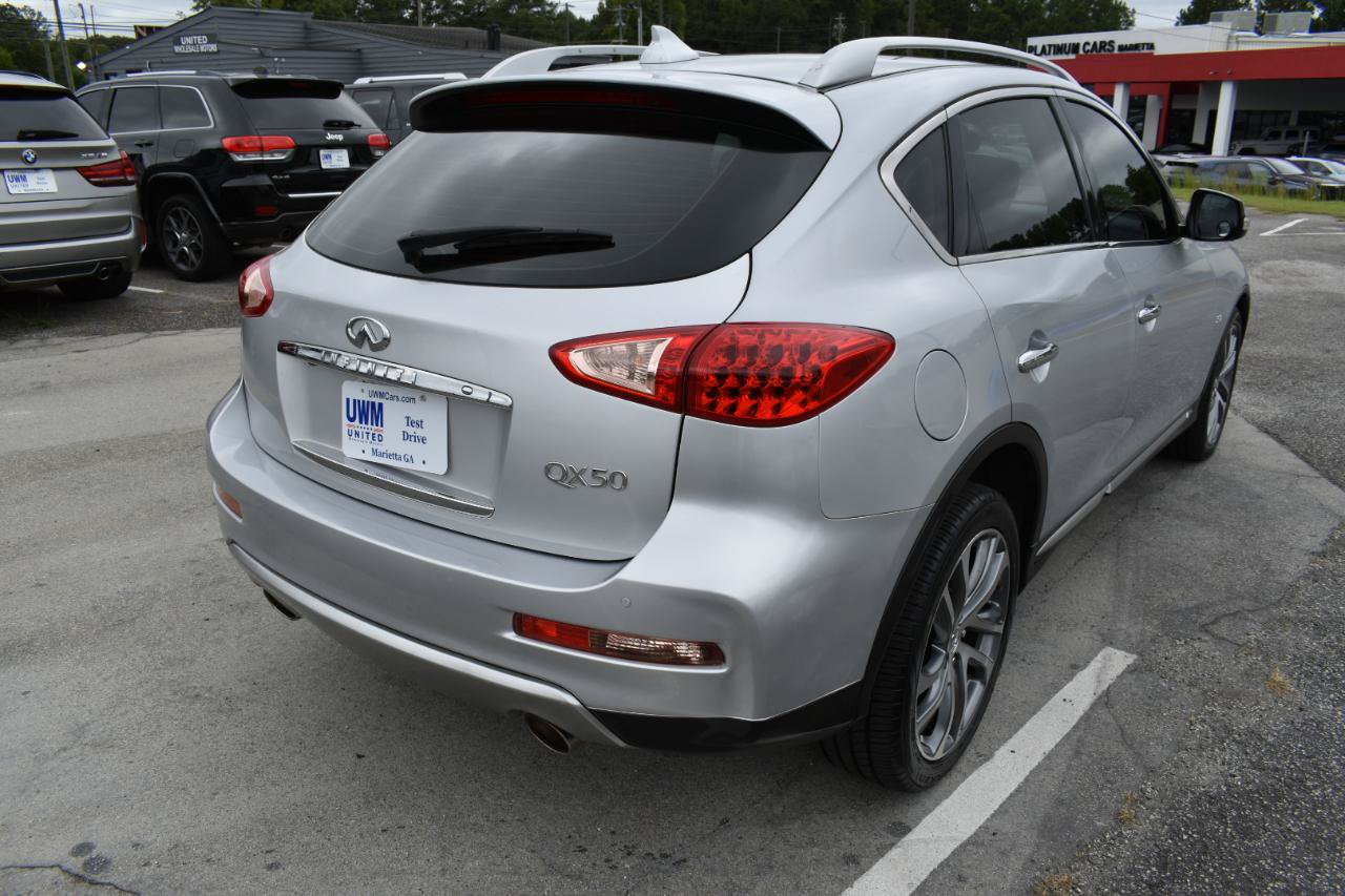 Used 2017 INFINITI QX50 2WD w/ Premium Plus Package image 6